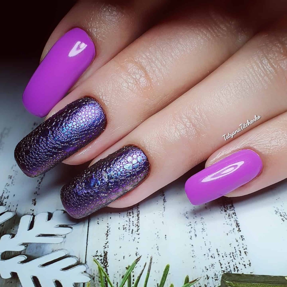 Фиолетовый маникюр 2021