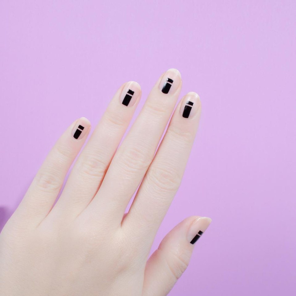 Маникюр визуально удлиняющий