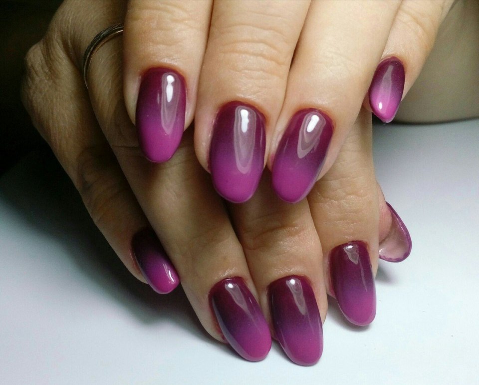 Маникюр омбре