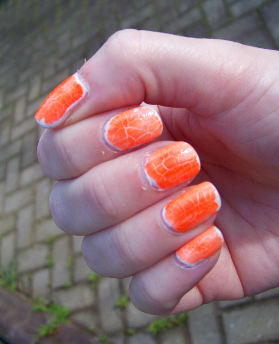 Лак Illamasqua оранжевый