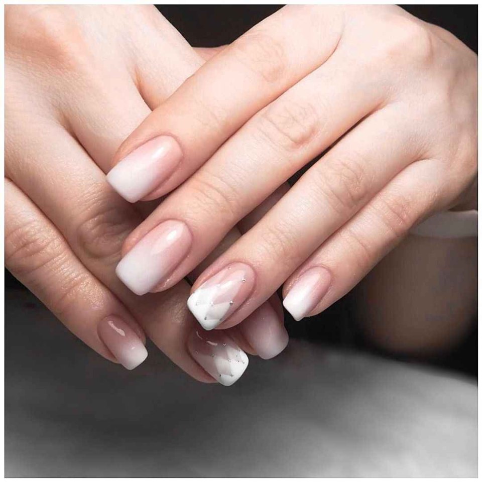 Маникюр нюд,френч с фольгой