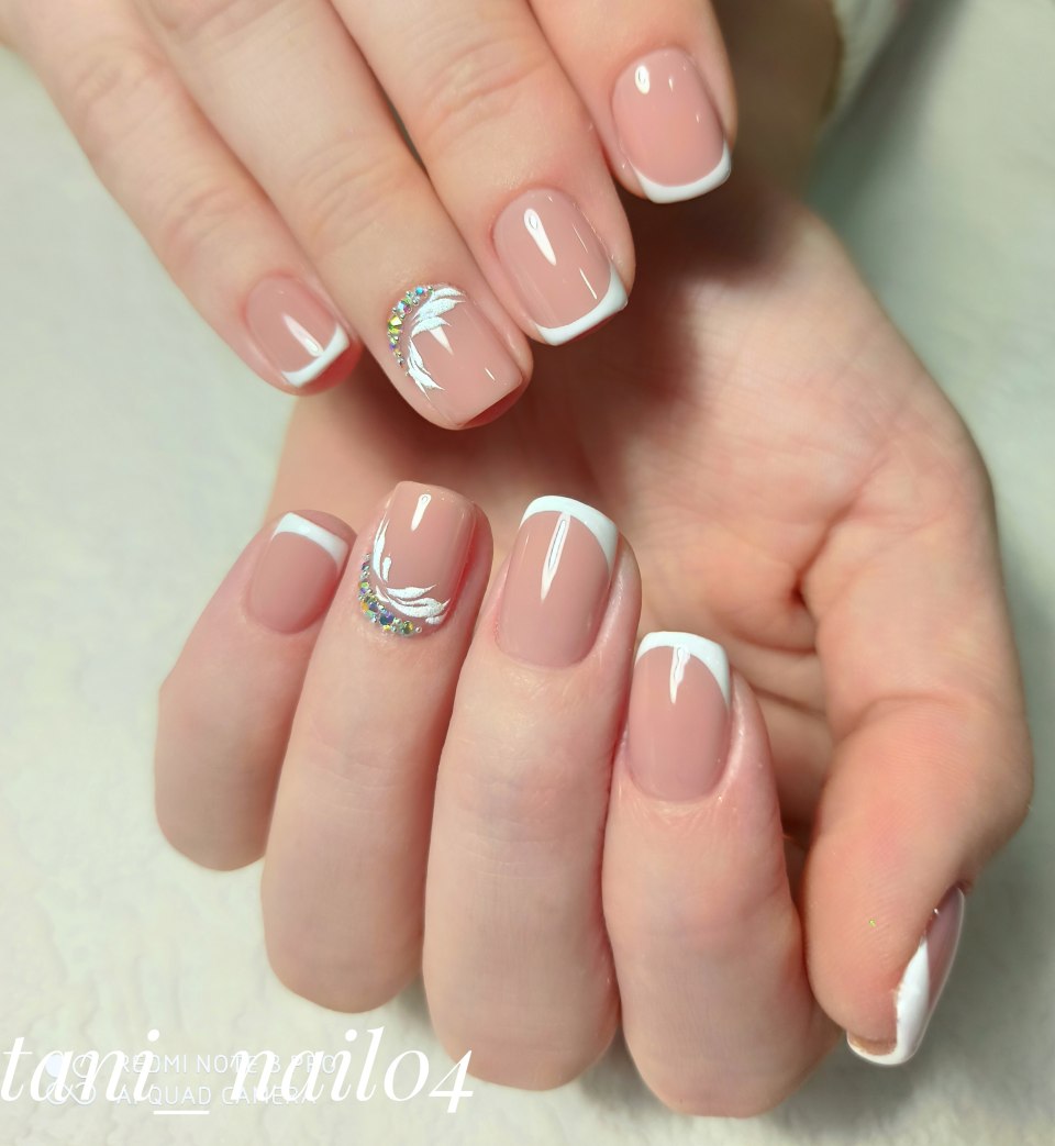 Нюдовый френч