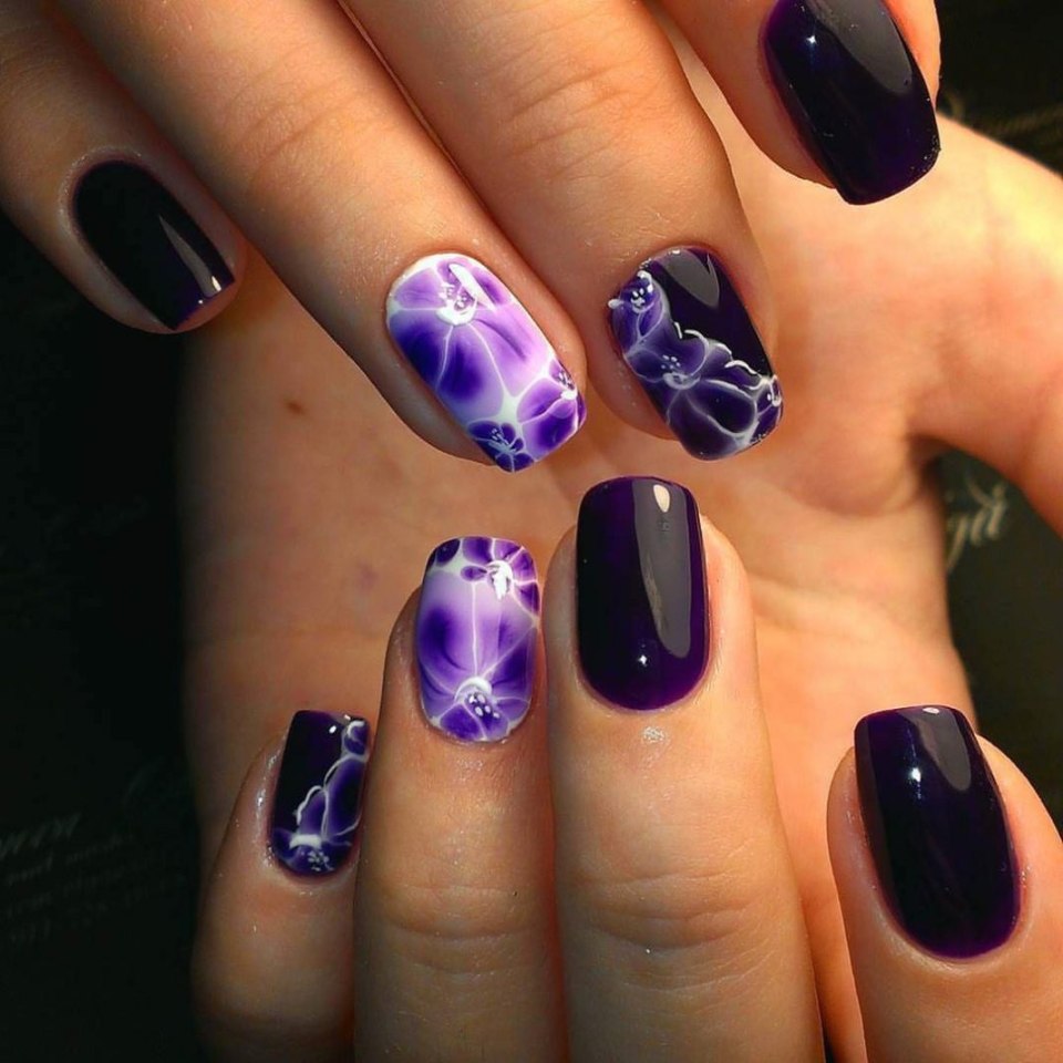 Маникюр в фиолетово черных тонах