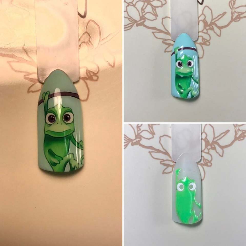 Маникюр лягушка на ногтях