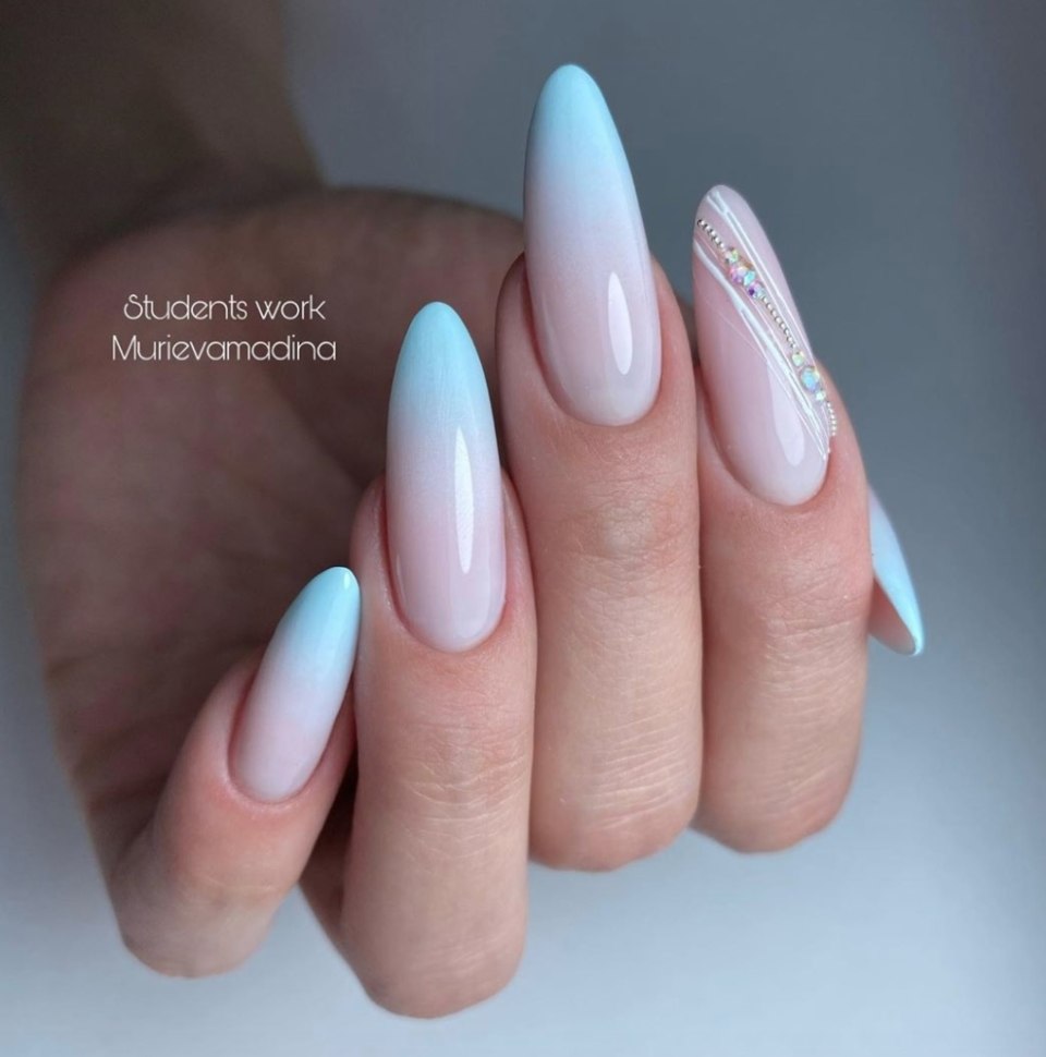 Ногти миндаль градиент