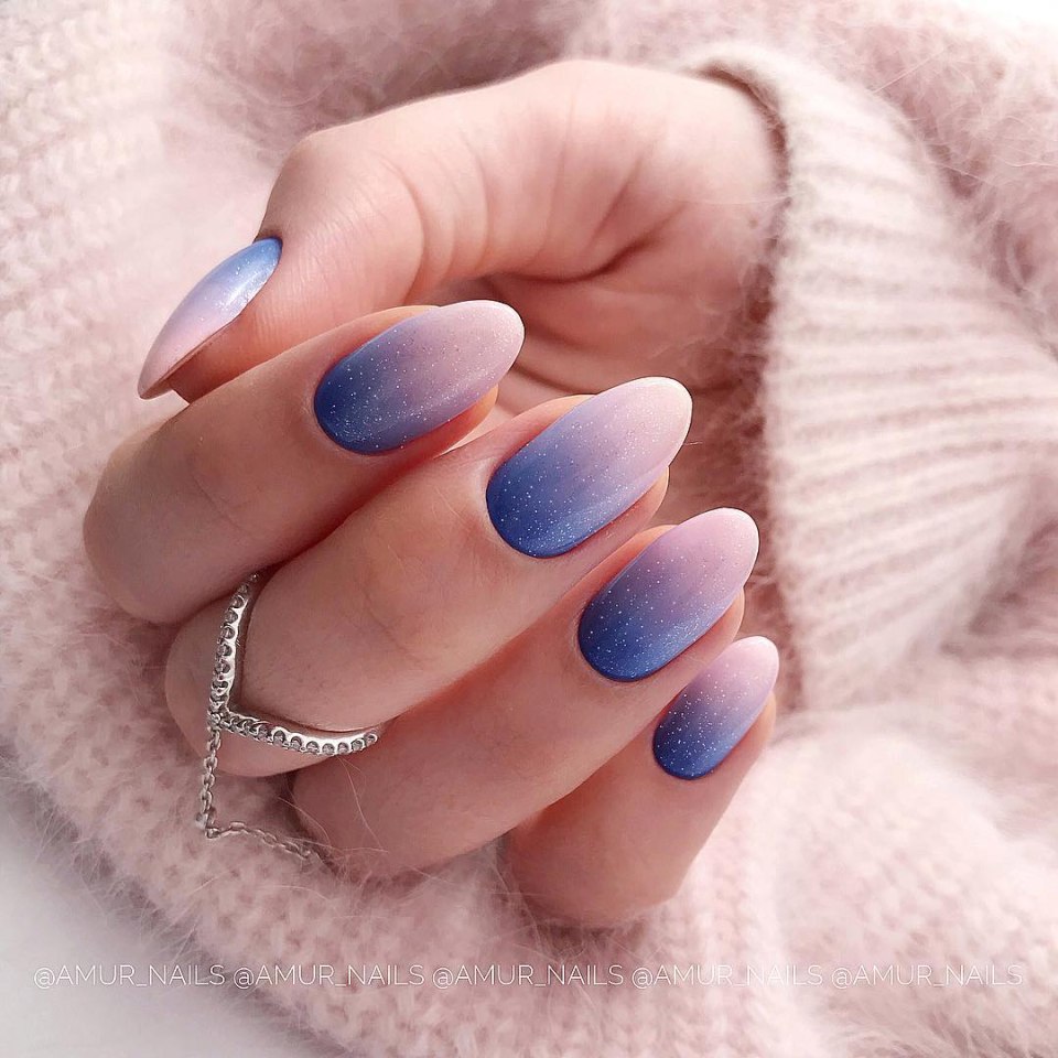 Маникюр омбре