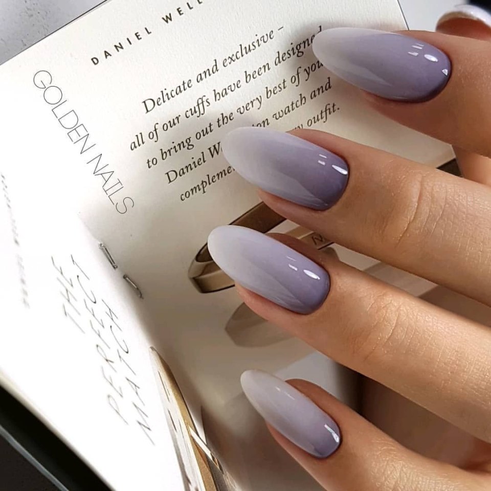 Френч градиент миндалевидные ногти