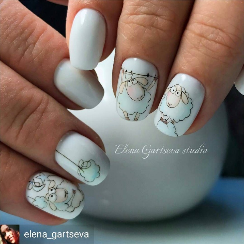 Овечка на ногтях