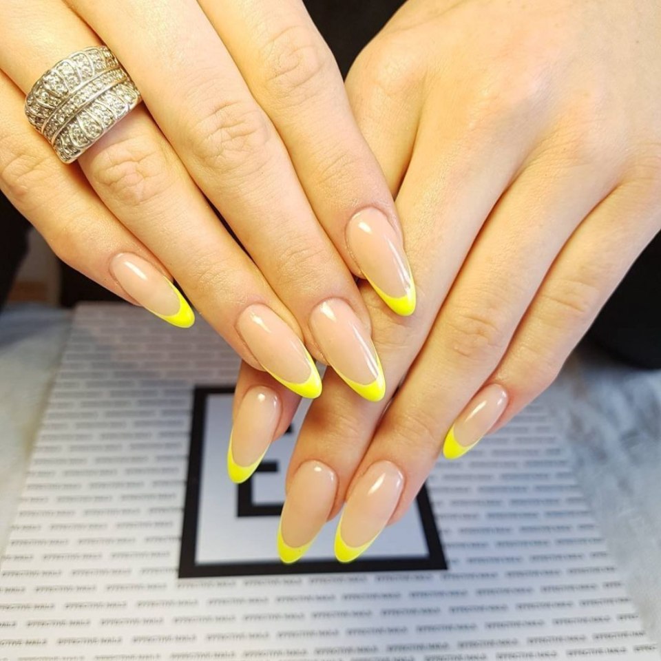 Френч на острый миндаль