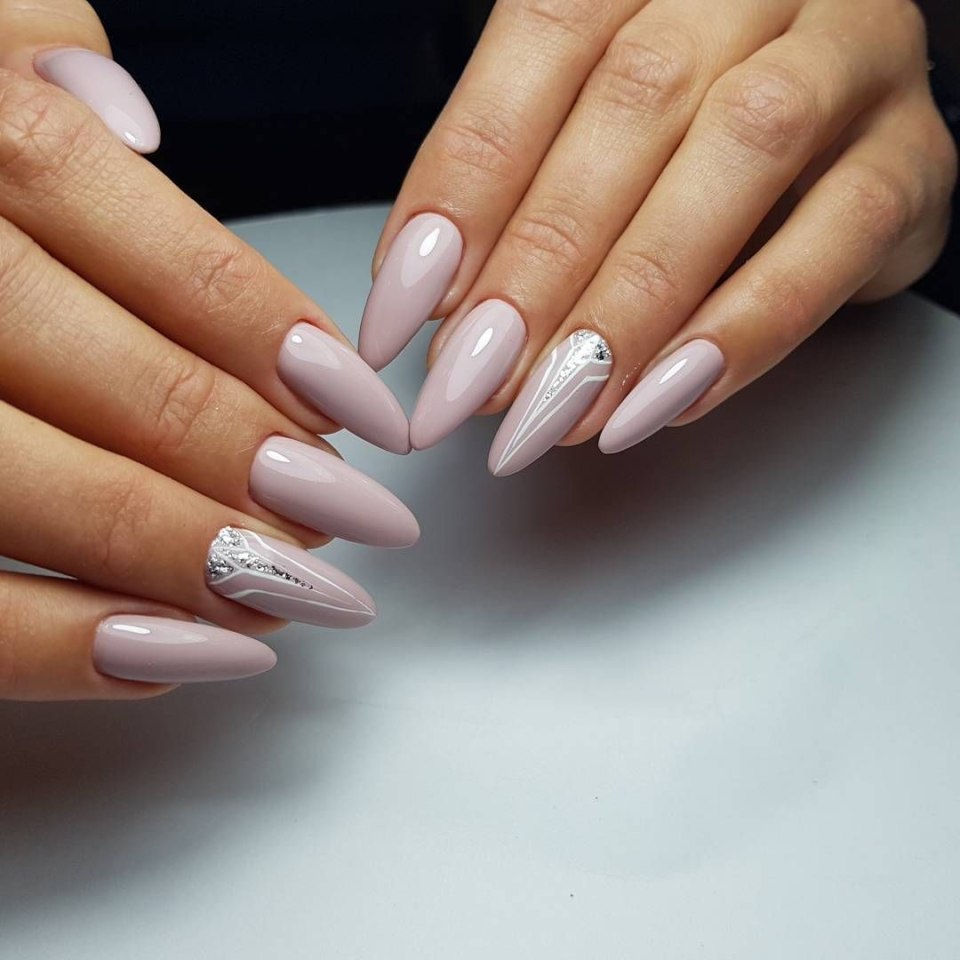 Ногти френч 2020 французский миндаль