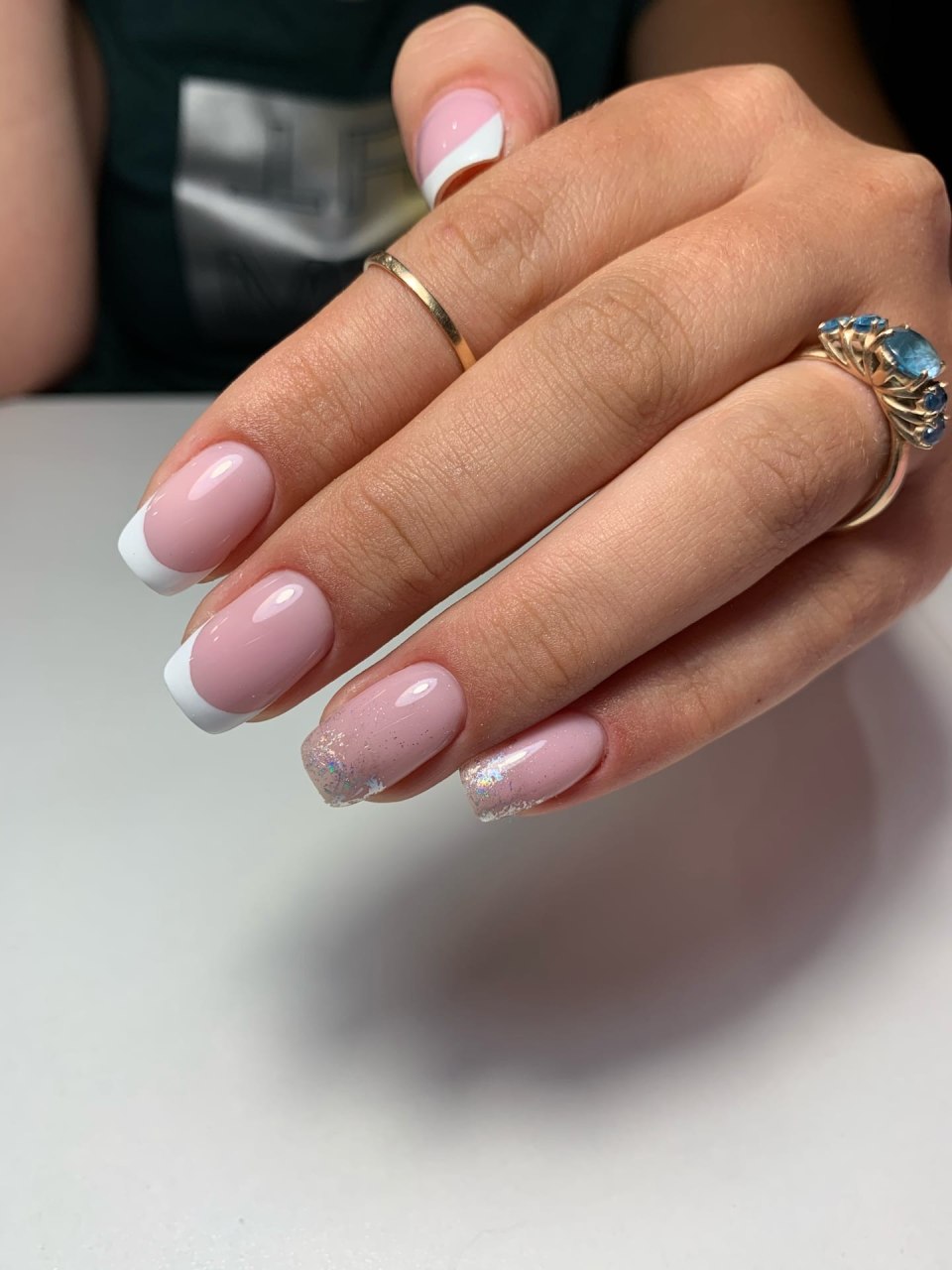 Френч нюдовый на длинные ногти