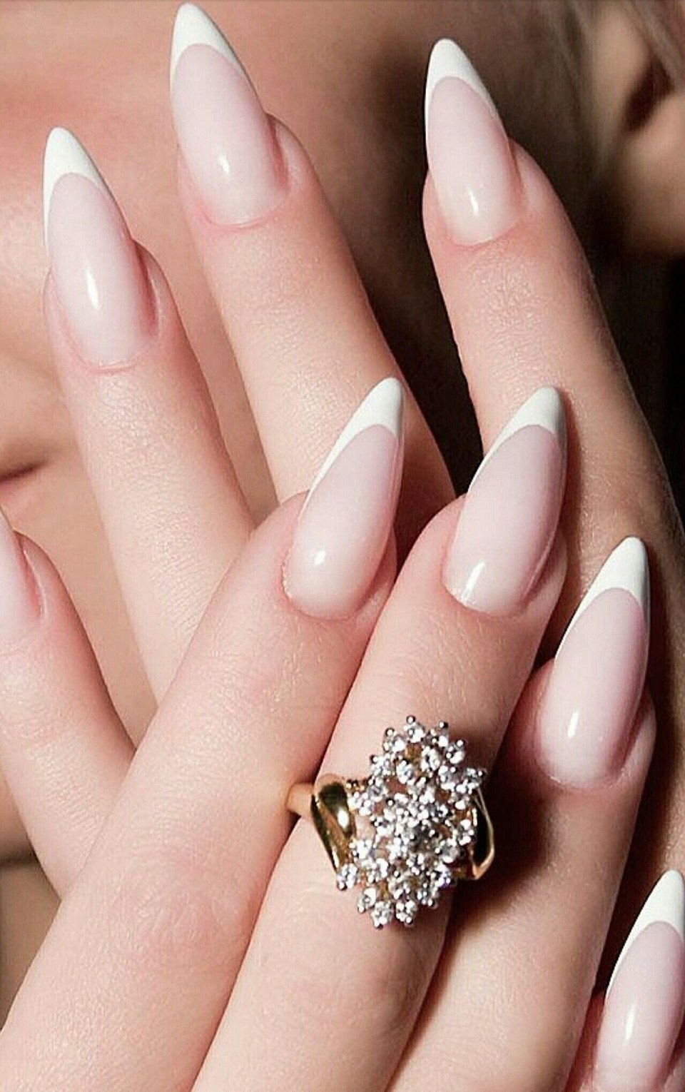 Французский маникюр на длинные ногти