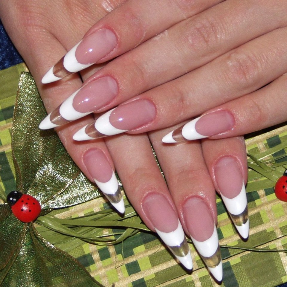 Френч нарощенные миндаль