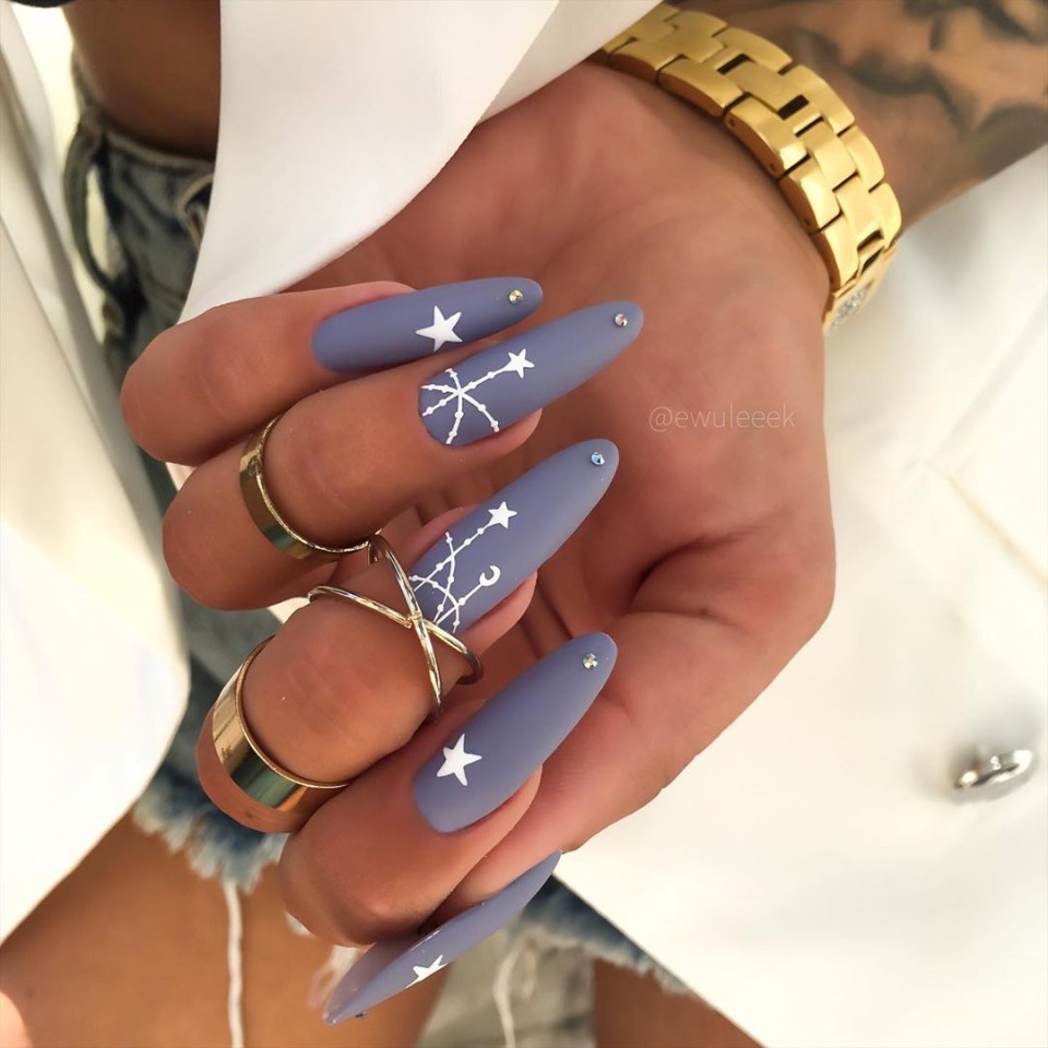 Самый красивый маникюр в мире 2021