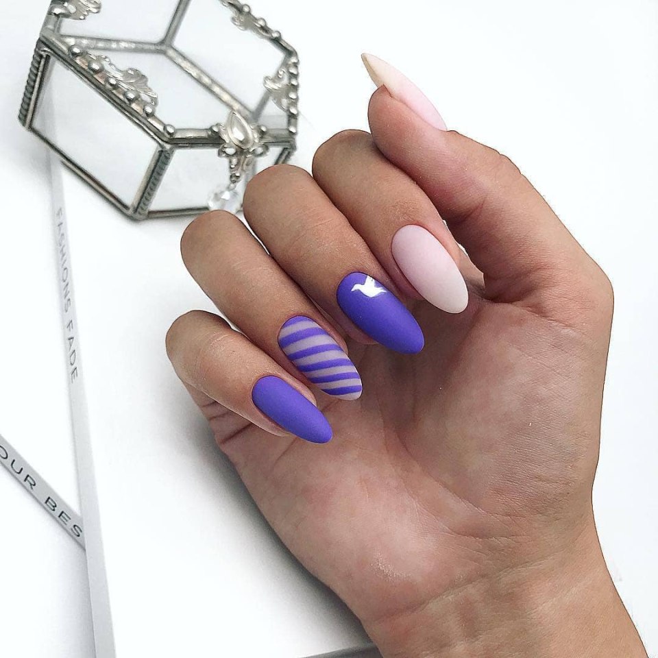 Маникюр зима 2021-2022 матовые