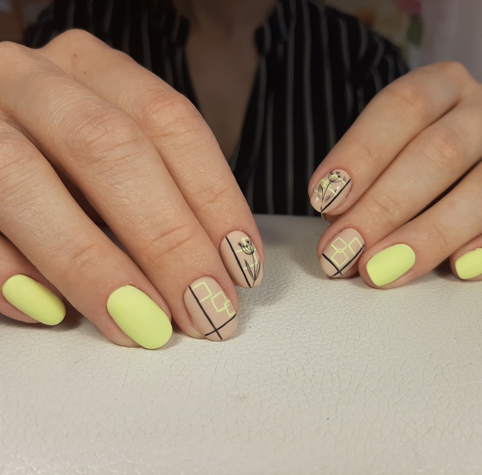 Маникюр 2021 желтый перепелиное яйцо фото