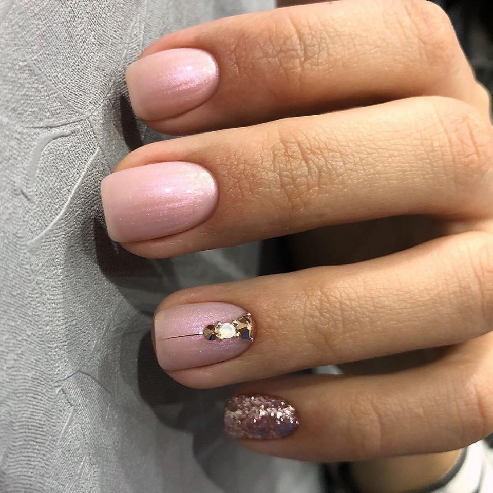 Фарфоровые ногти