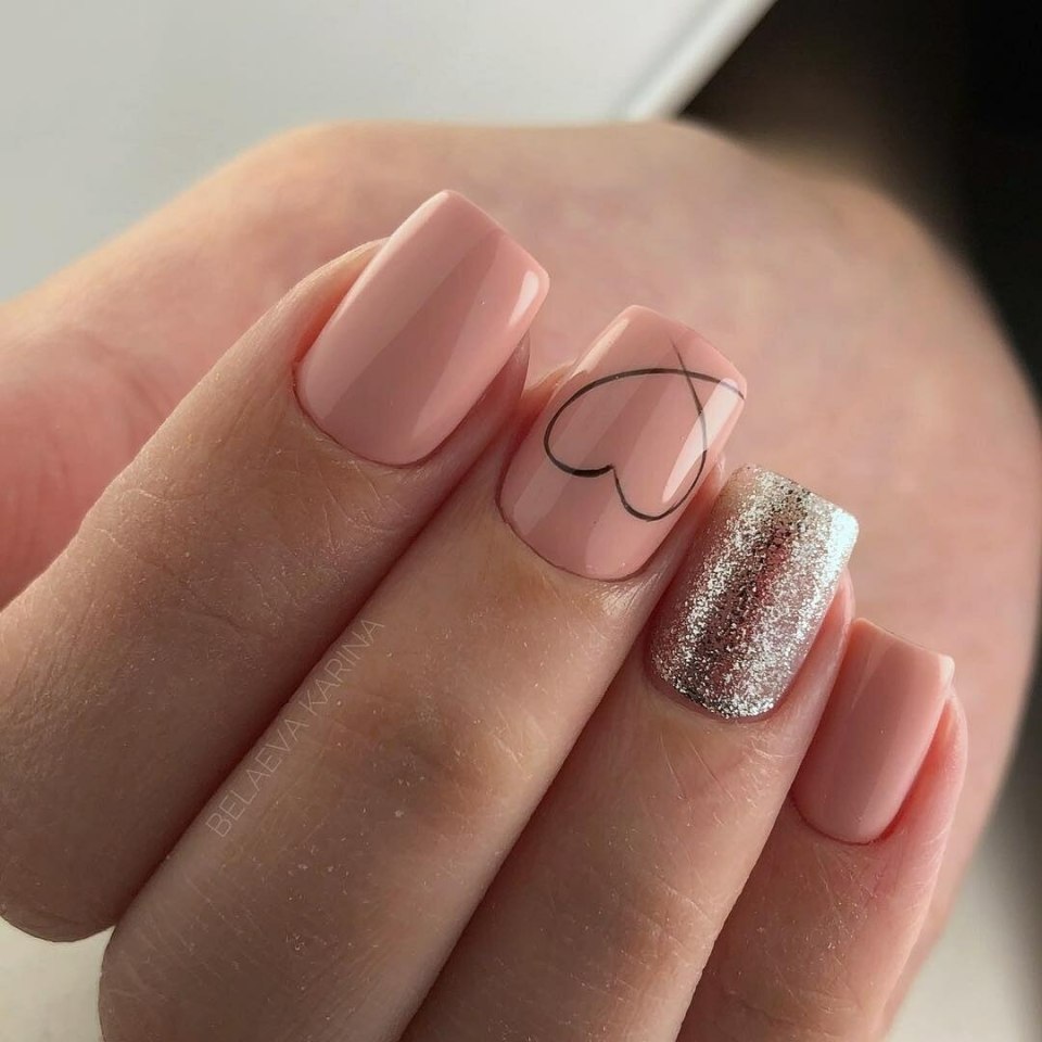 Нюдовый маникюр 2020 мягкий квадрат