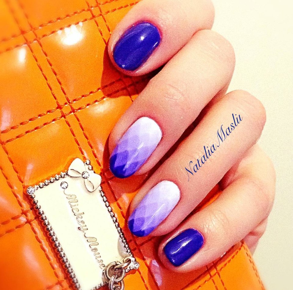 Маникюр ромбики градиент