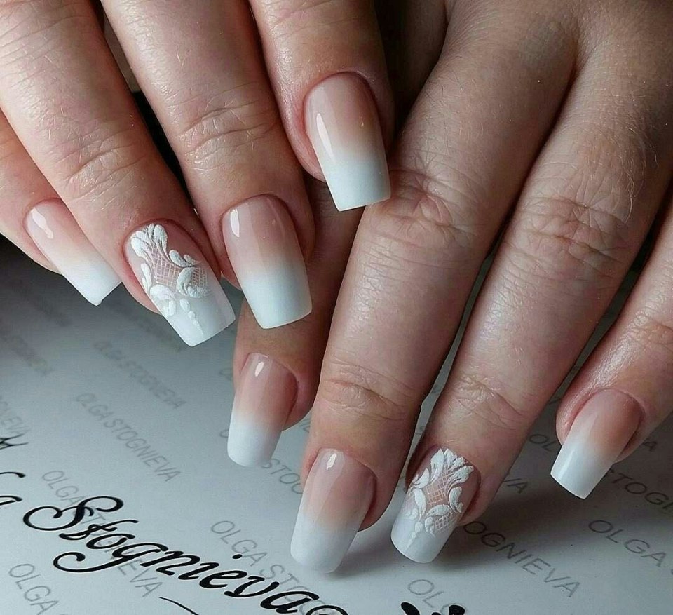 Маникюр френч омбре