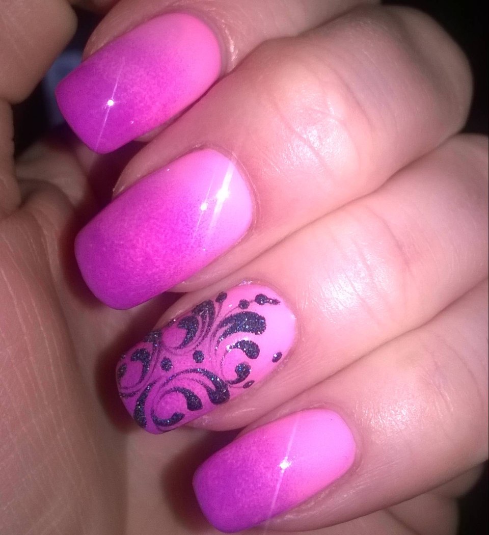Фиолетовый маникюр на квадратные ногти