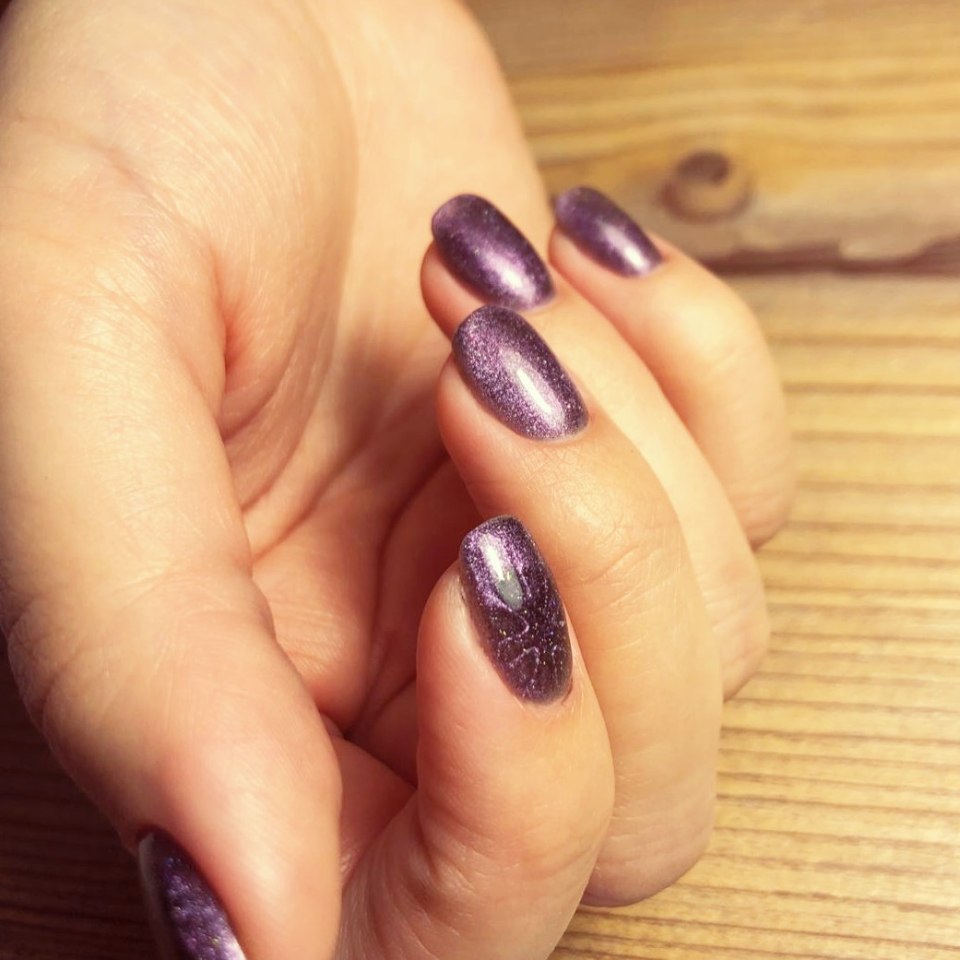 Шеллак на короткие овальные ногти