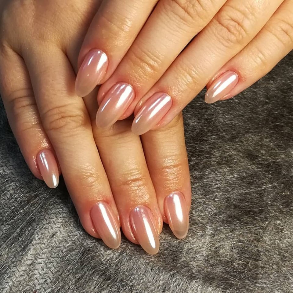 Маникюр кошачий глаз