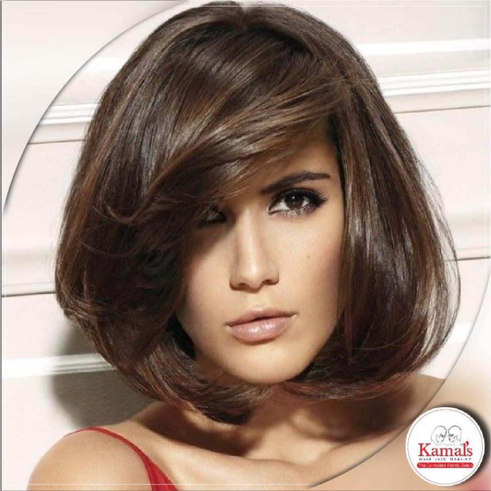 Удлиненный Боб с челкой набок