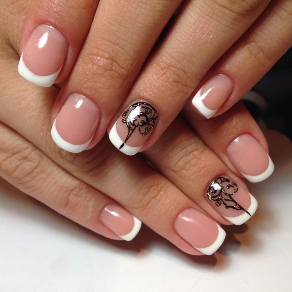 Черно белый френч