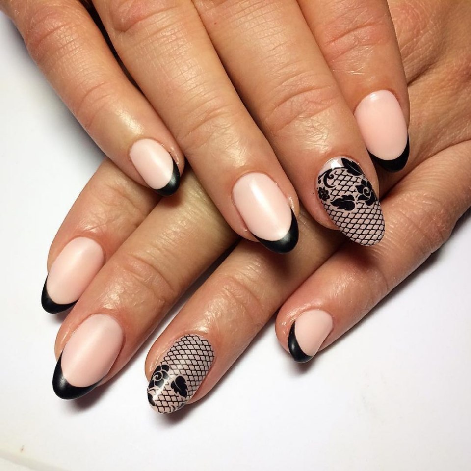 Интересный френч на ногтях