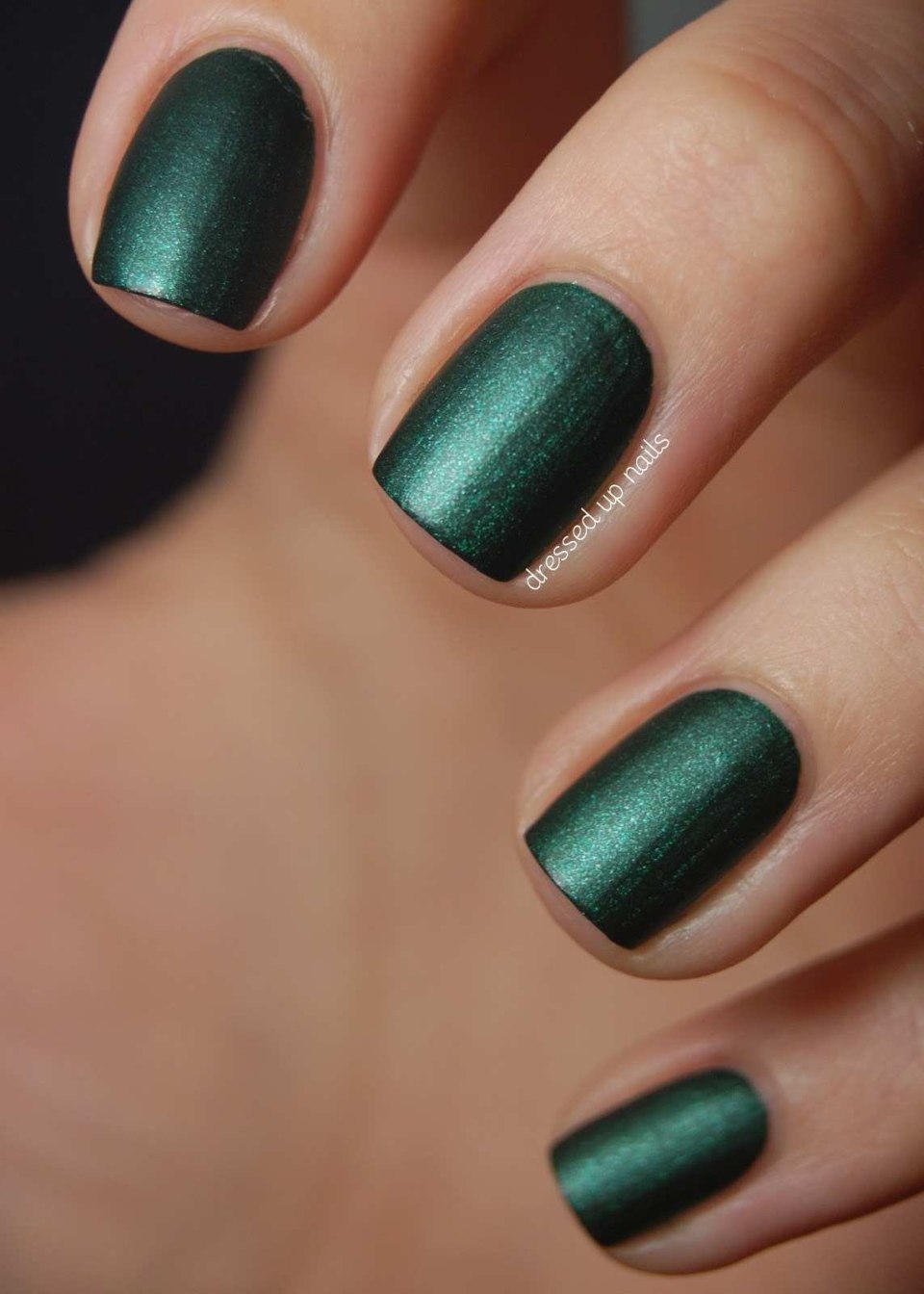 Essie салатовый
