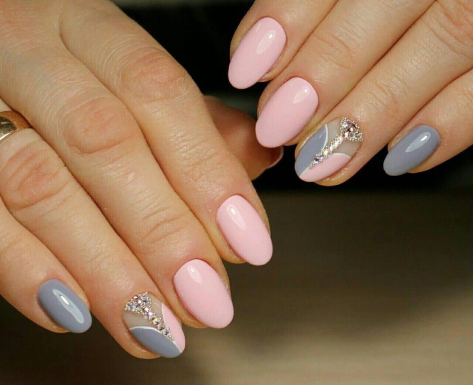 Маникюр на короткие оваль ногти