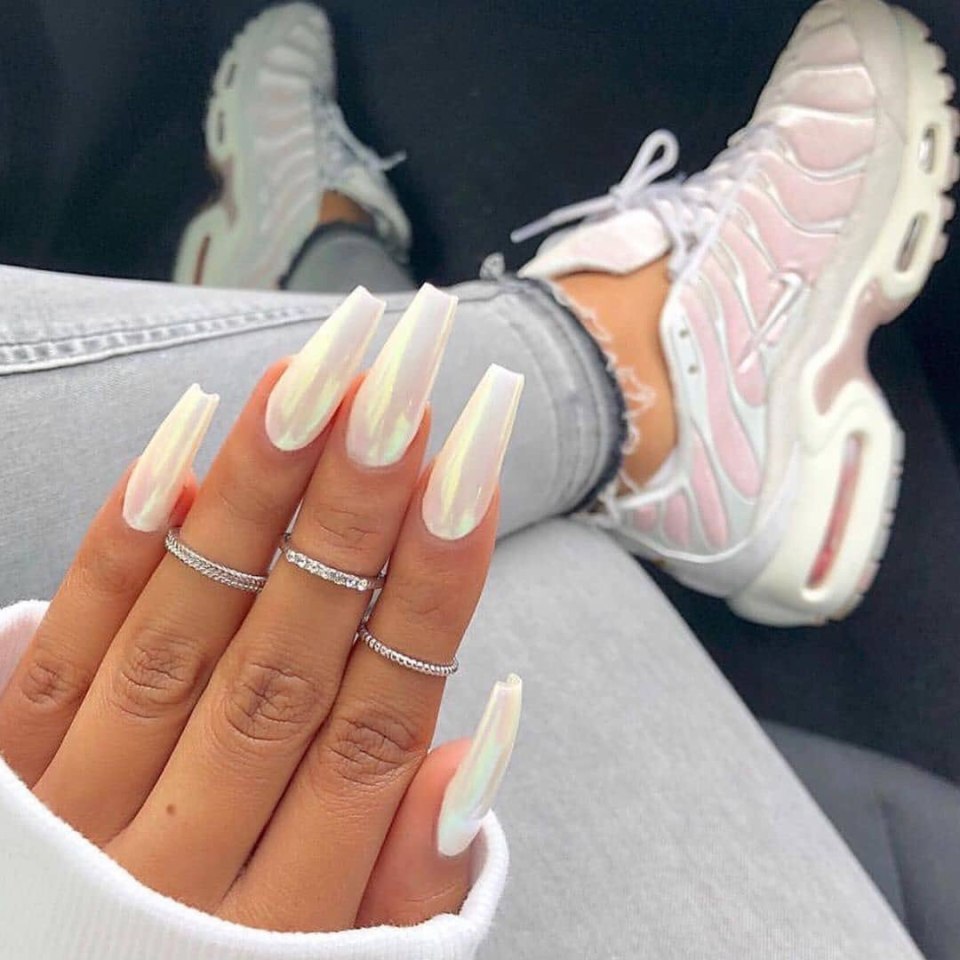 Красивый френч на длинные ногти