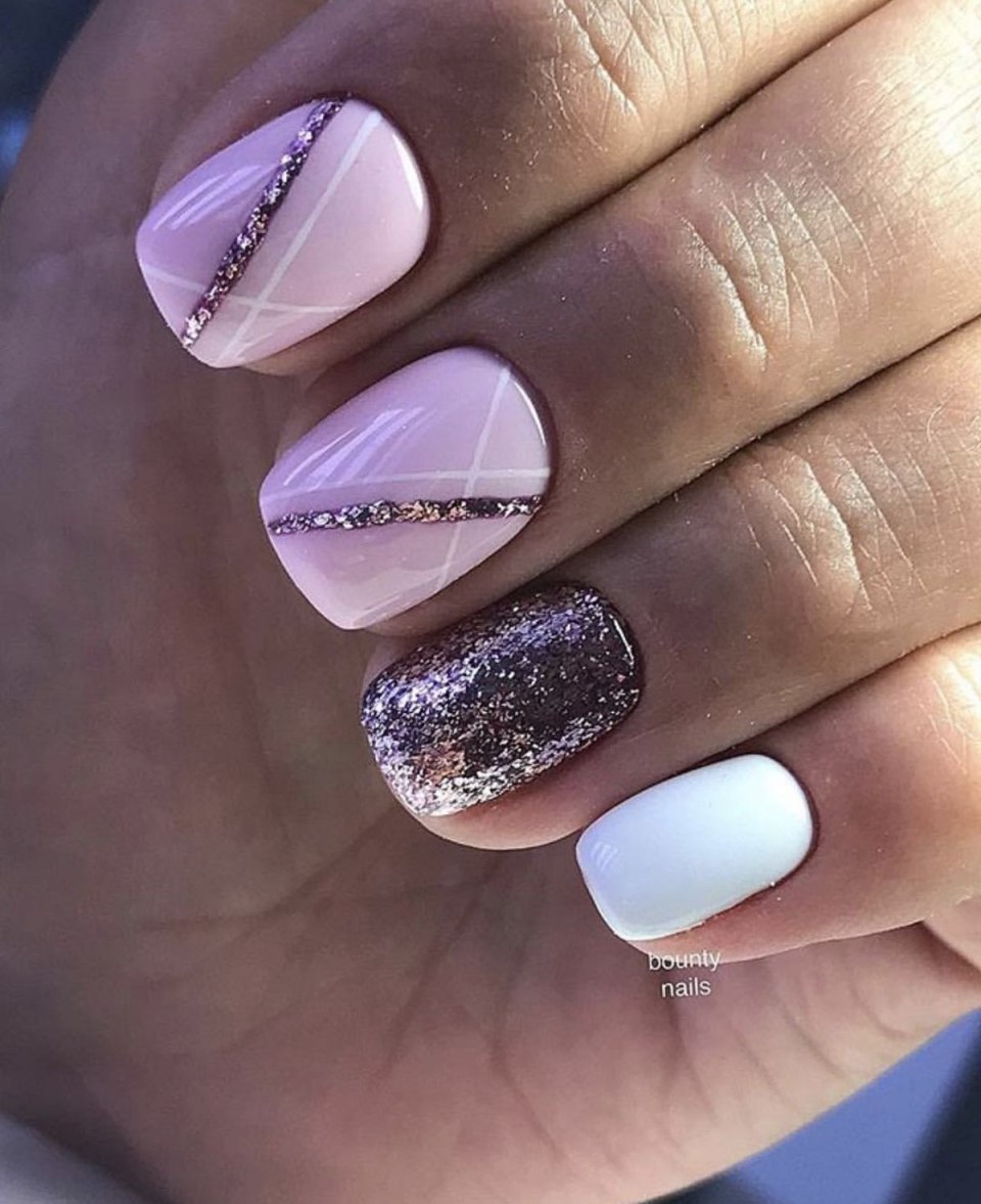 Белый маникюр