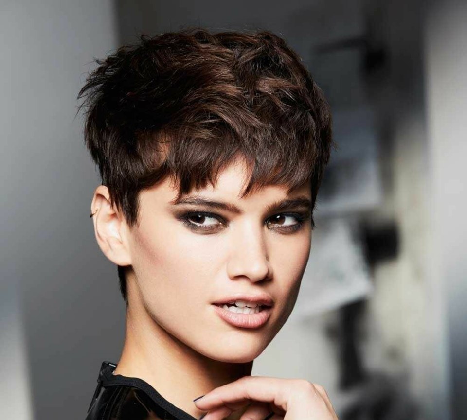 Самые стильные стрижки на короткие волосы