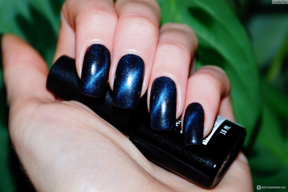 Черный кошачий глаз гель лак