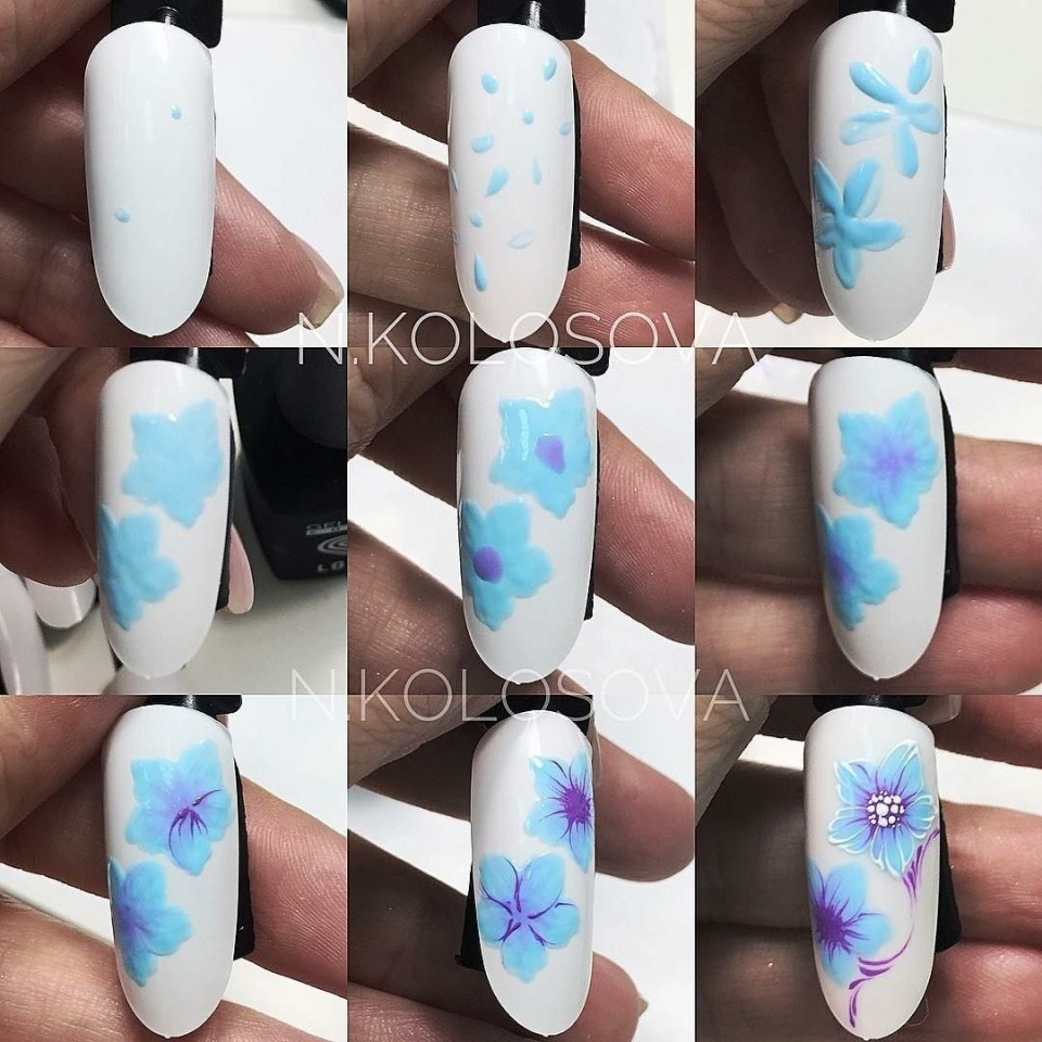 Елочная игрушка на ногтях