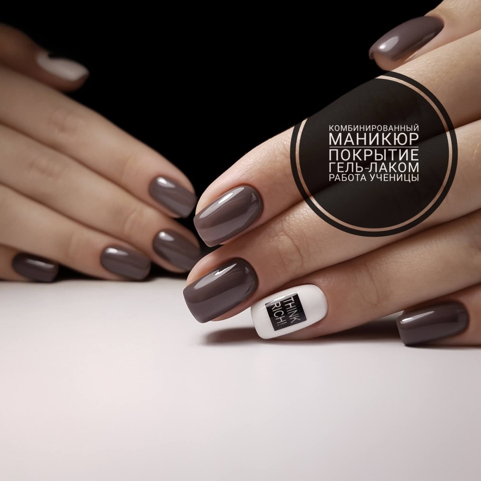 Белый новогодний маникюр 2020