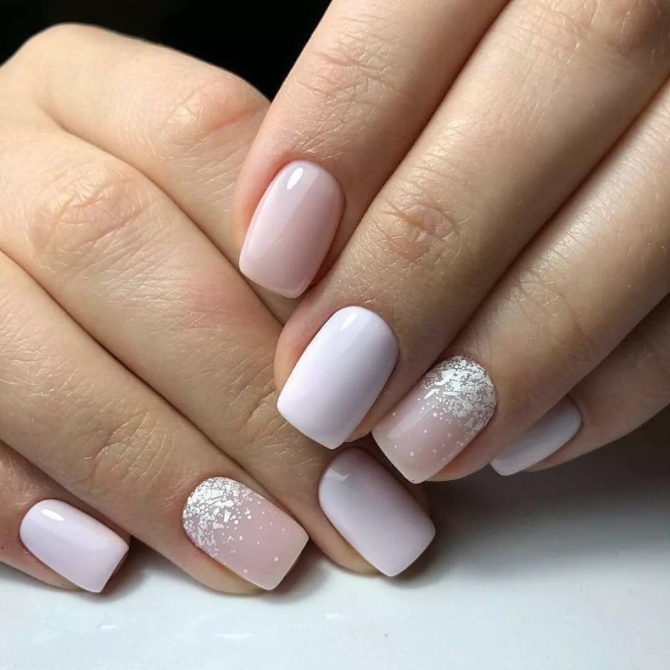 Короткие светодные ногти