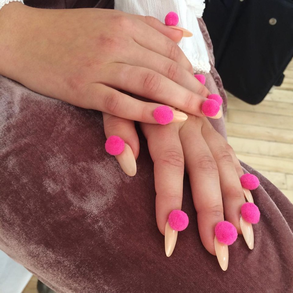 Квадратная форма ногтей свои