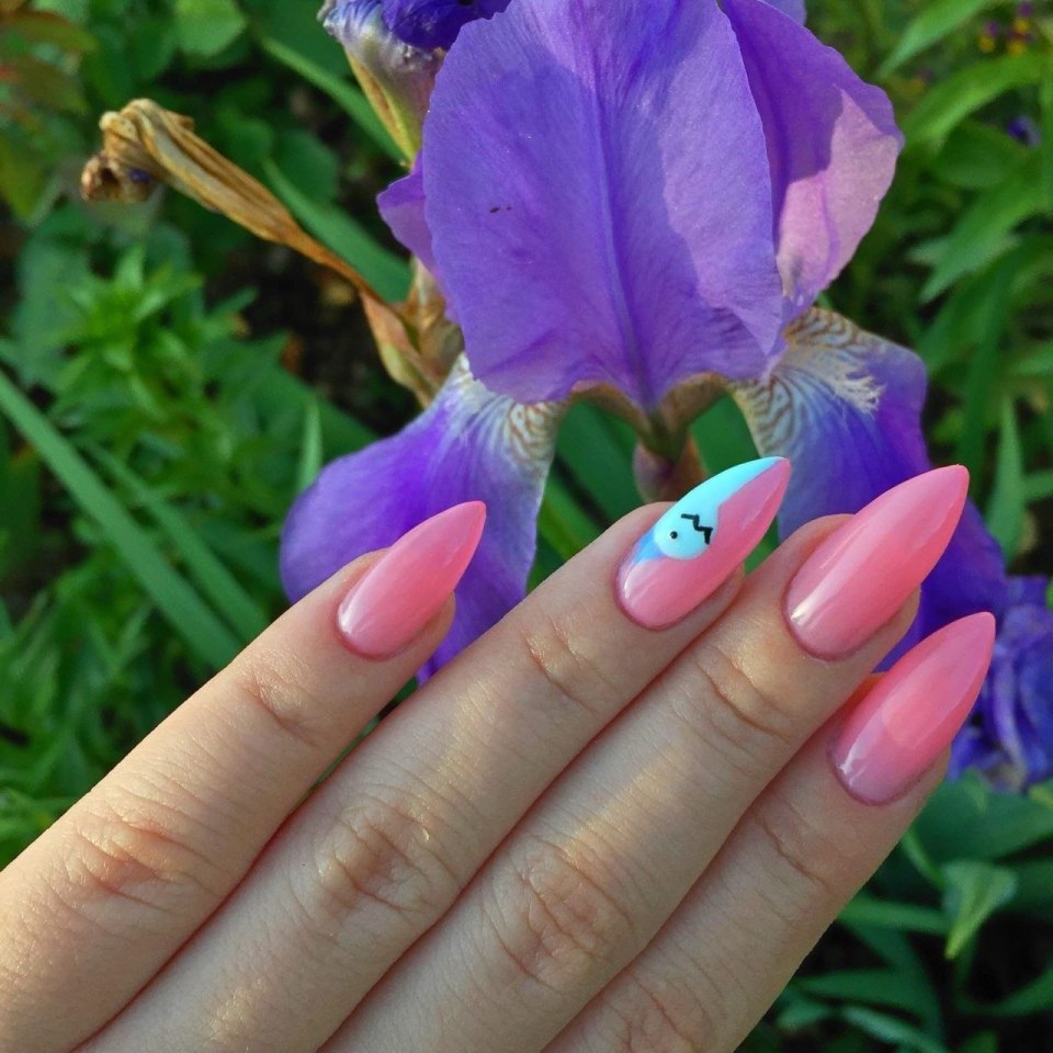 Маникюр Кайли Дженнер 2020