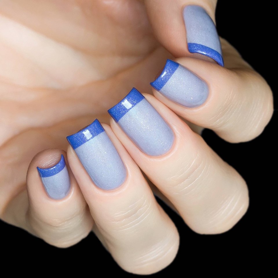 Маникюр со стемпингом беревый