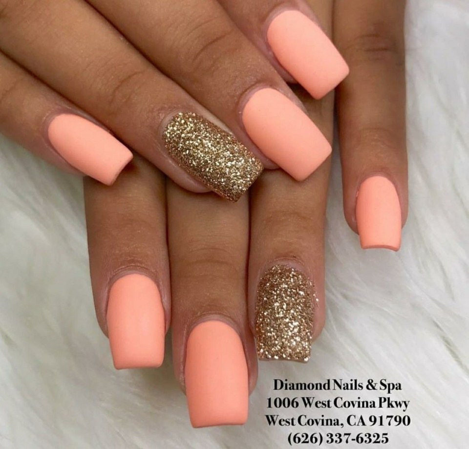 Shellac Manicure
