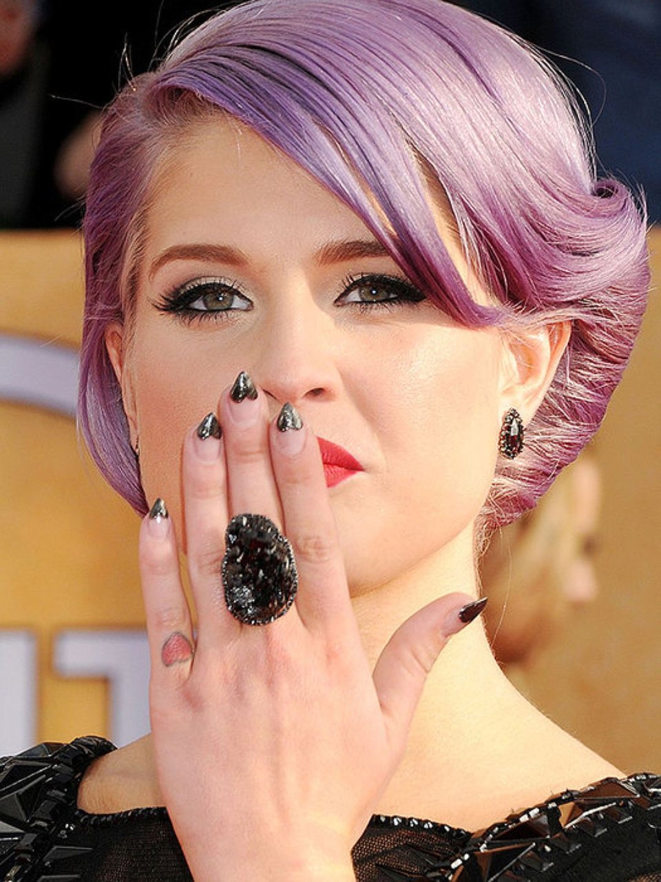 Келли Осборн 2021