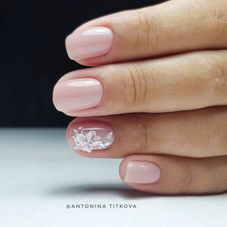 Шеллак прозрачный с рисунком