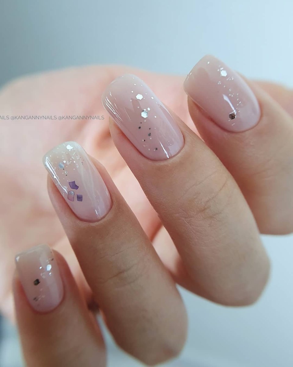 Красивые коротенькие ногти