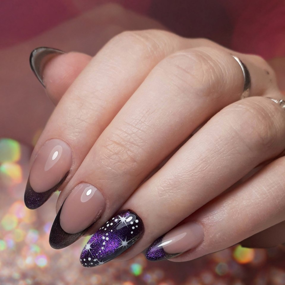 Выкладной френч миндаль