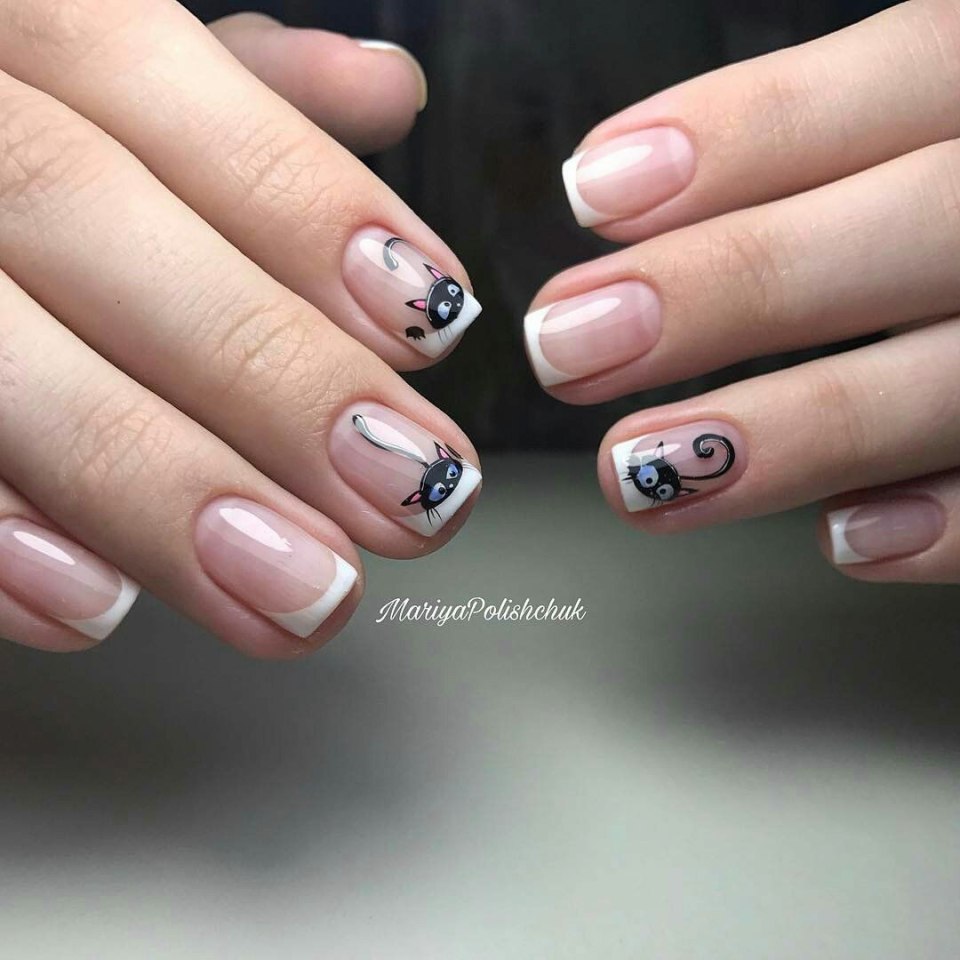 Кошачьи лапки на ногтях