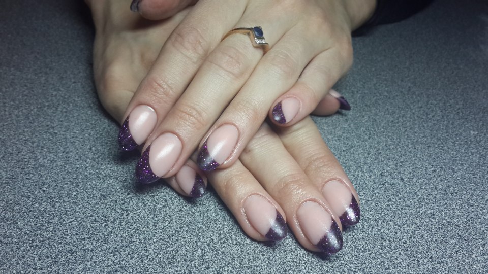 Маникюр растяжка цвета от прозрачного