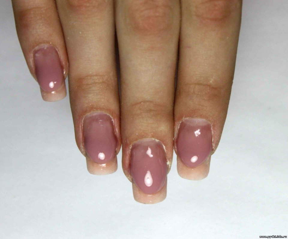 Маникюр на прозрачной основе